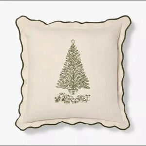 Brand new target threshold studio McGhee Christmas tree throw pillow
